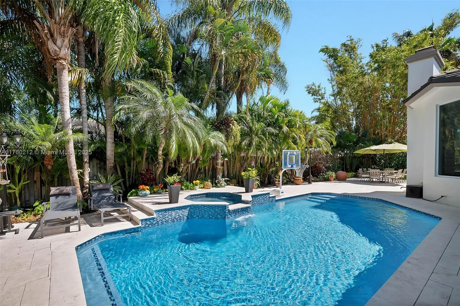 Palmetto Bay, Florida 33157, United States, 5 Bedrooms Bedrooms, ,4 BathroomsBathrooms,Residential,Active,85499