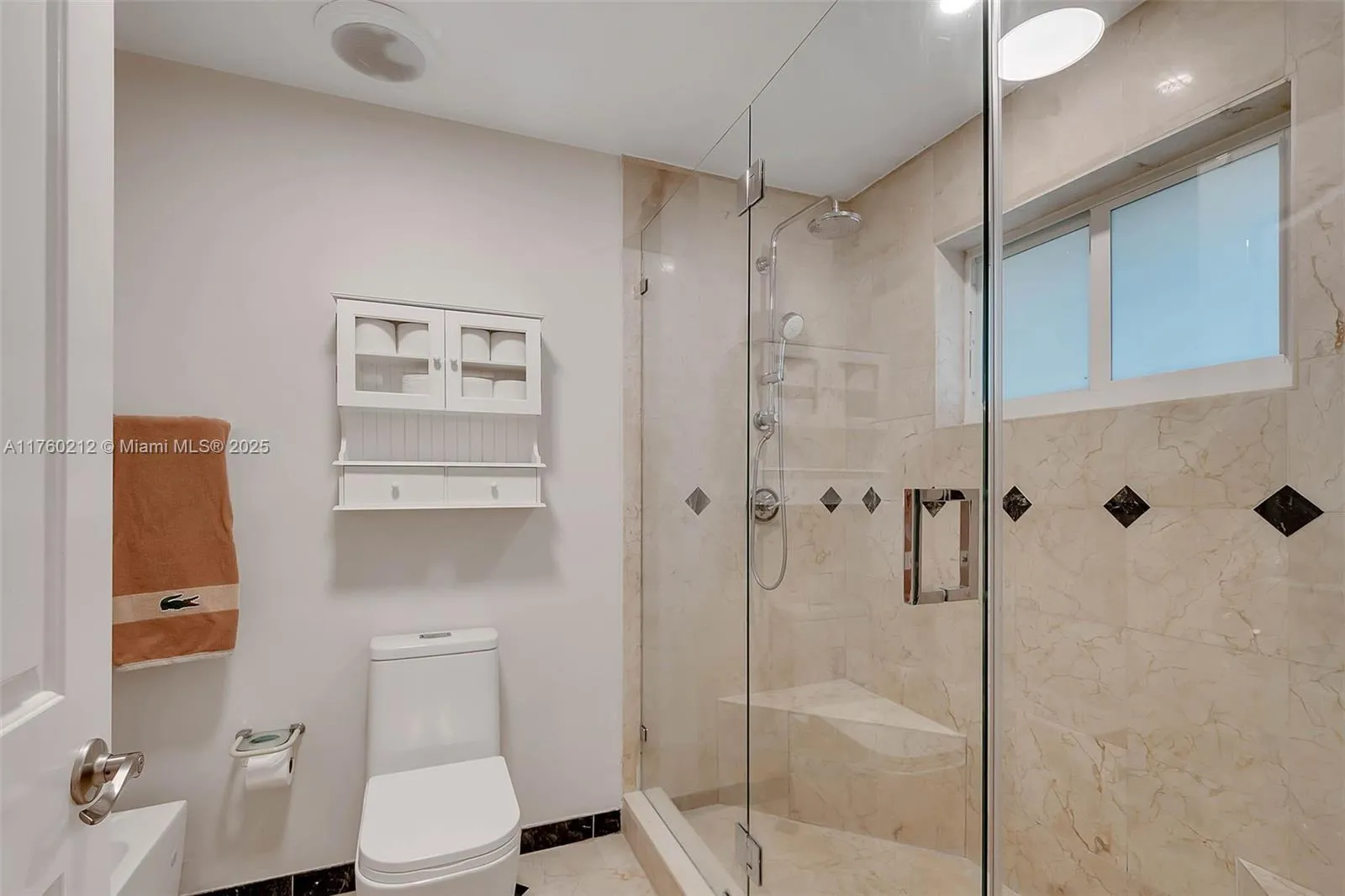 Palmetto Bay, Florida 33157, United States, 5 Bedrooms Bedrooms, ,4 BathroomsBathrooms,Residential,Active,85499