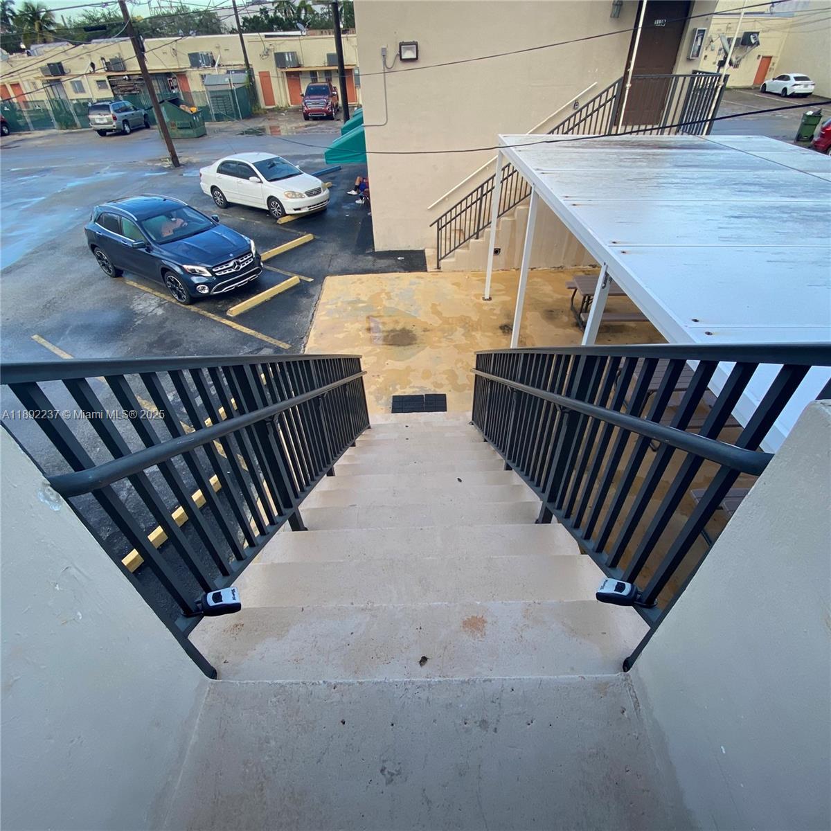 COMMERCE ADDITION - Residential Lease