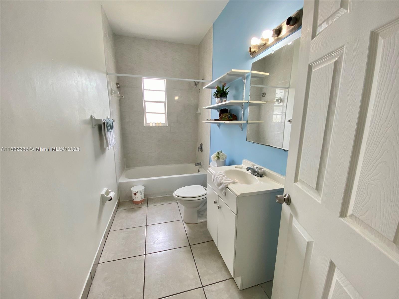 COMMERCE ADDITION - Residential Lease