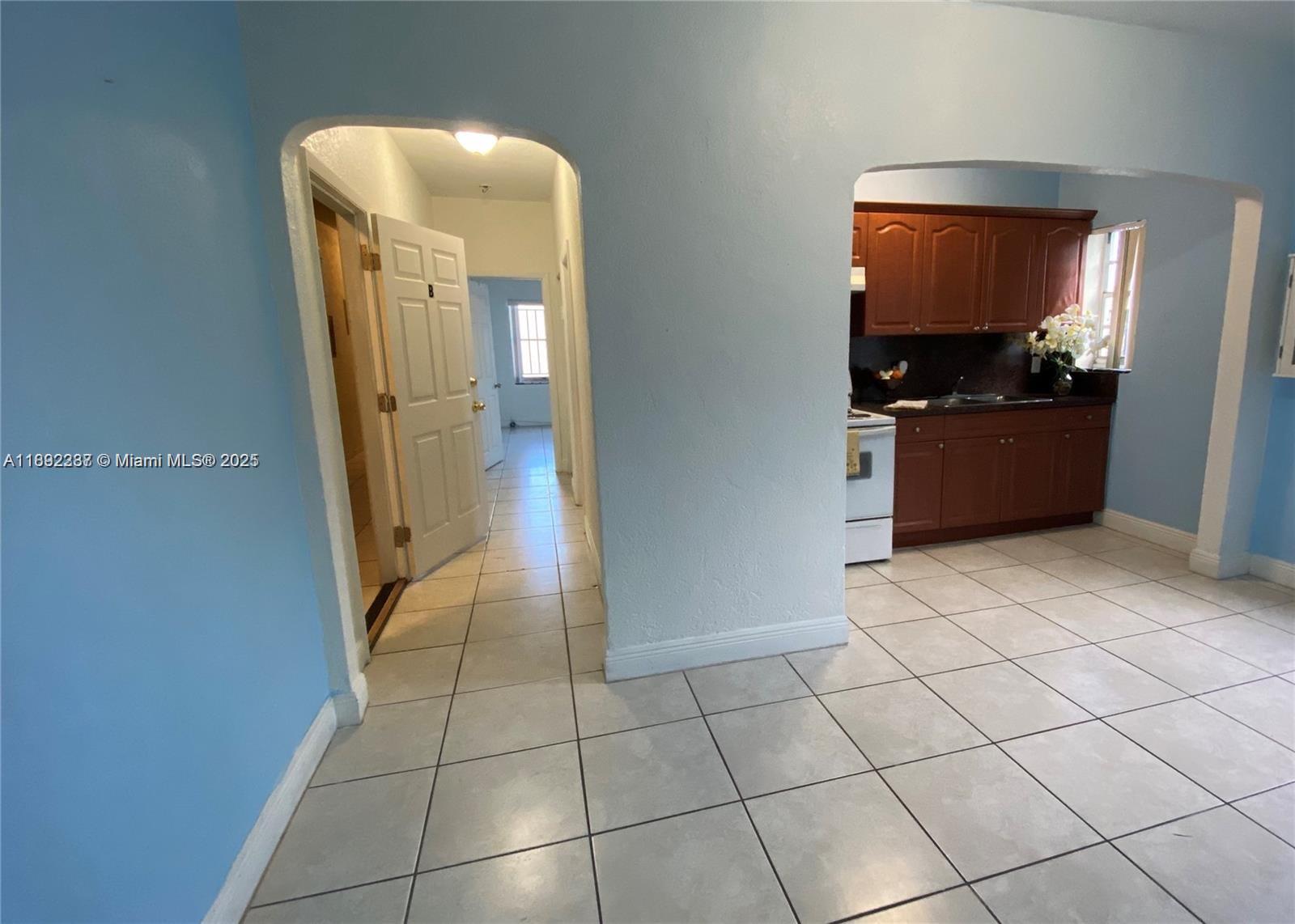 COMMERCE ADDITION - Residential Lease