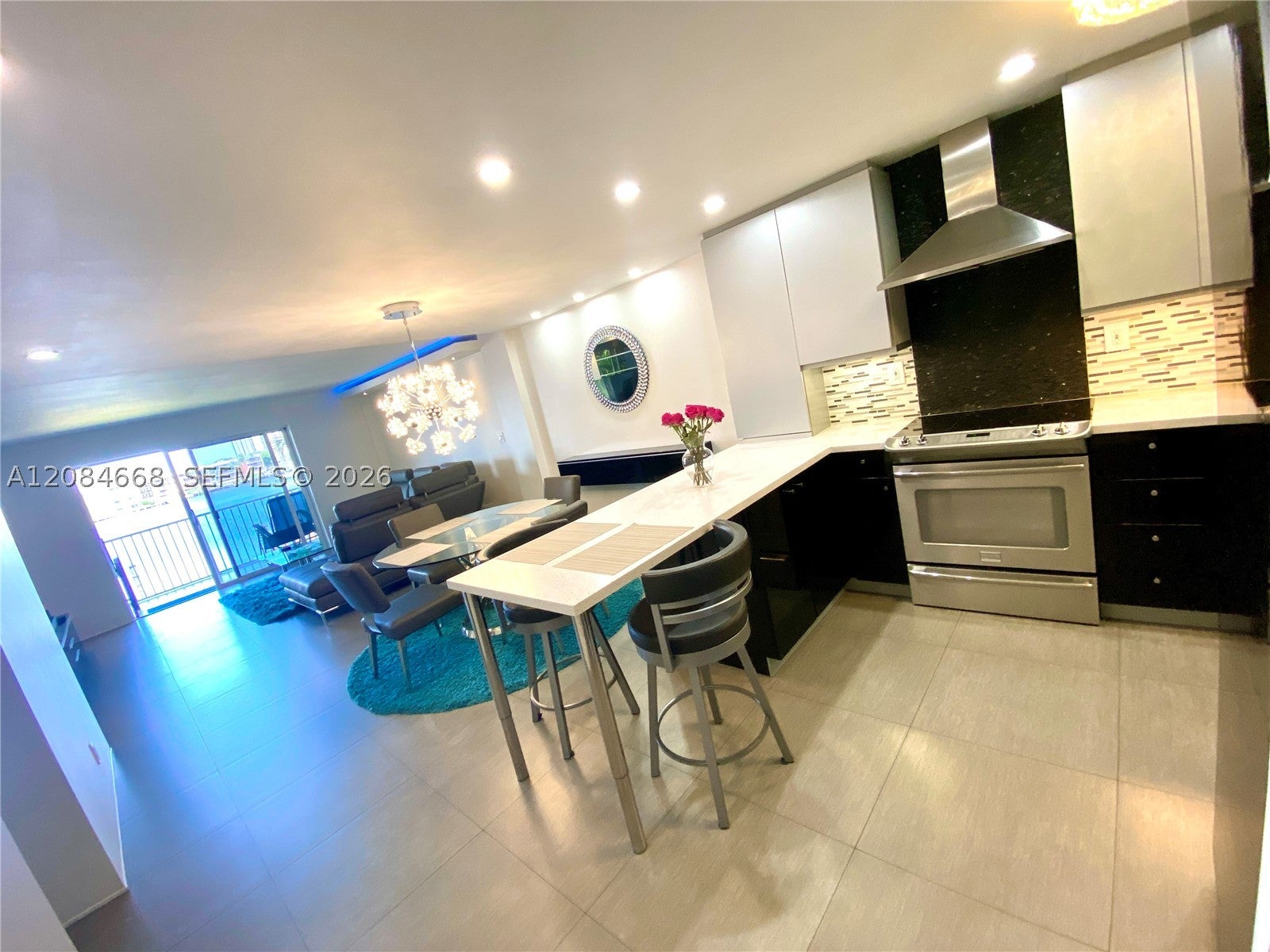 400 Golden Isles Dr 9