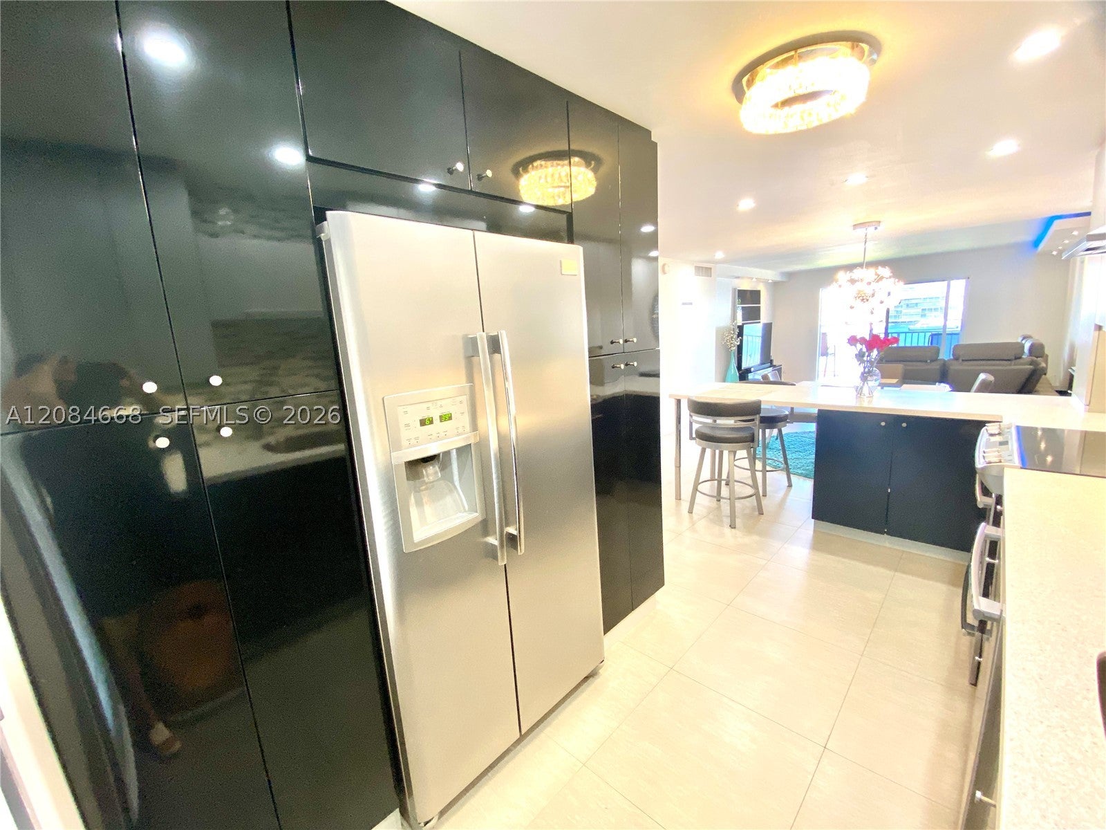 400 Golden Isles Dr 9