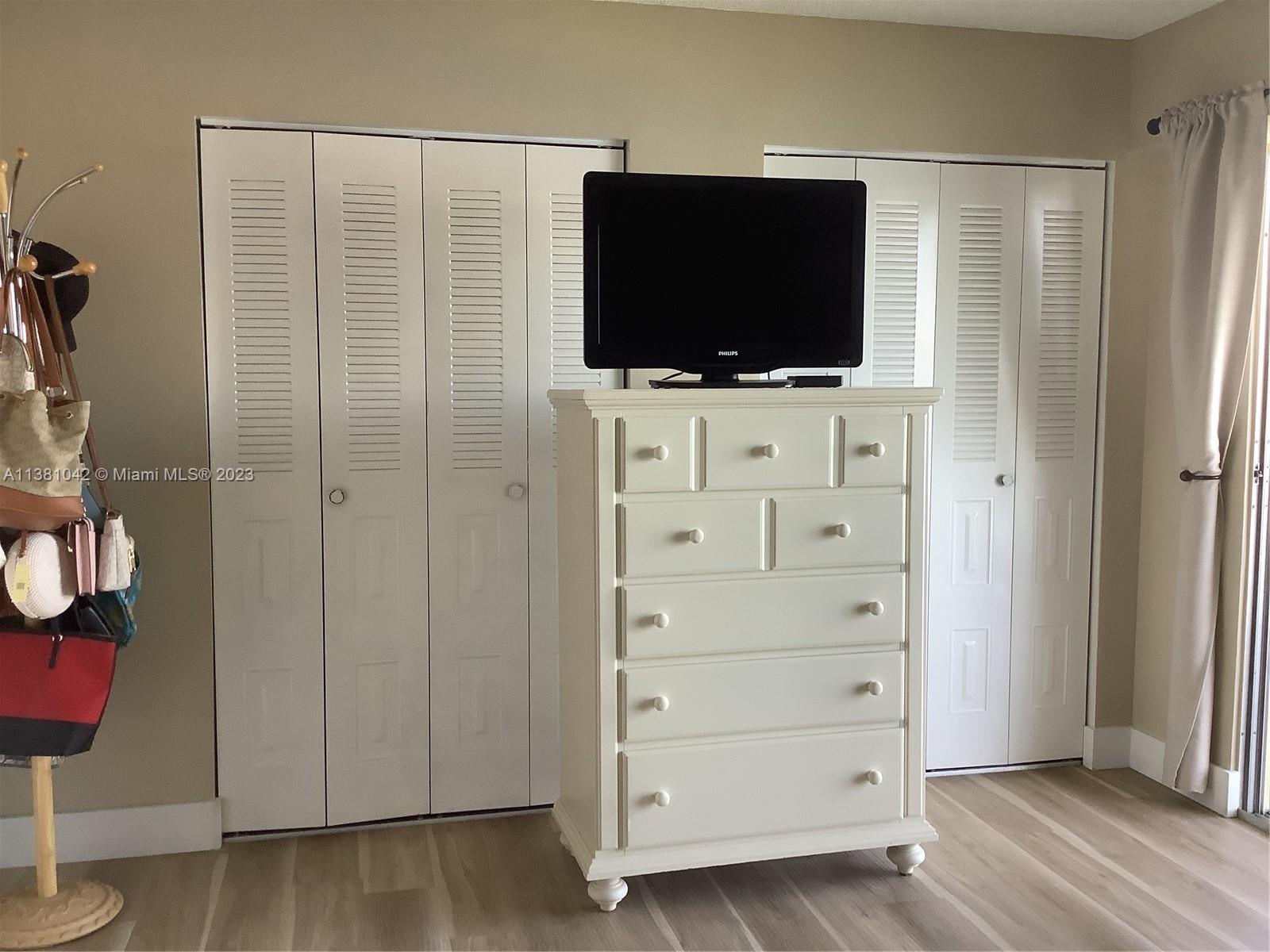 IVANHOE WEST AT CENTURY V - Residential