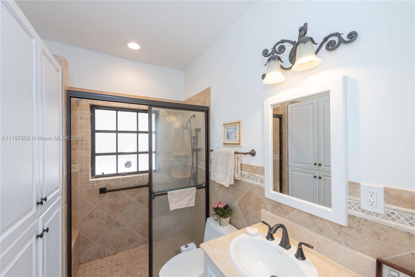 CORAL GABLES SEC B - Residential