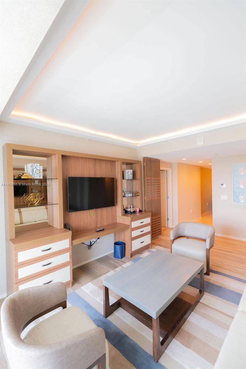 551 FLB CONDOMINIUM HOTEL - Residential