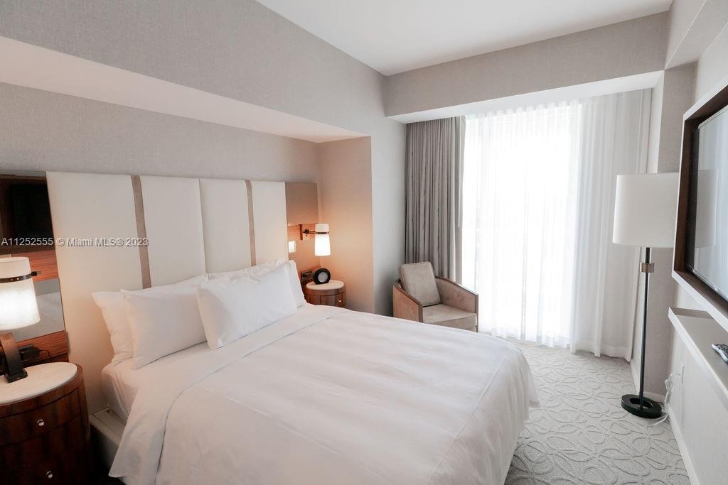 551 FLB CONDOMINIUM HOTEL - Residential