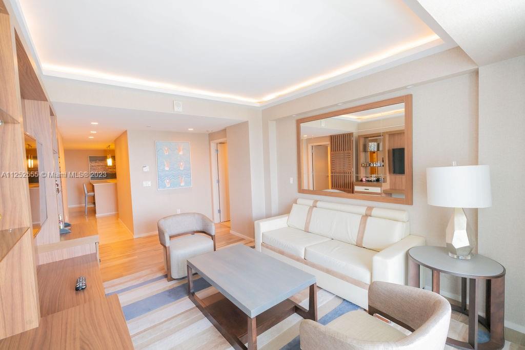 551 FLB CONDOMINIUM HOTEL - Residential