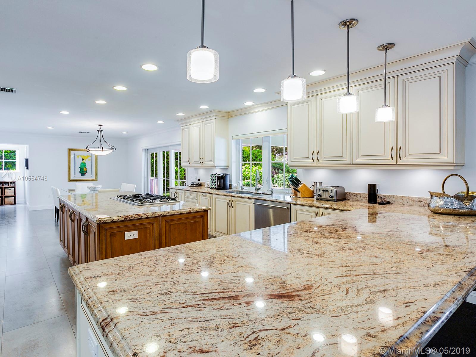 OLD CUTLER BAY - Residential