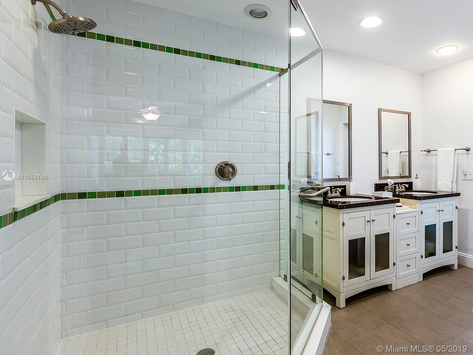 OLD CUTLER BAY - Residential