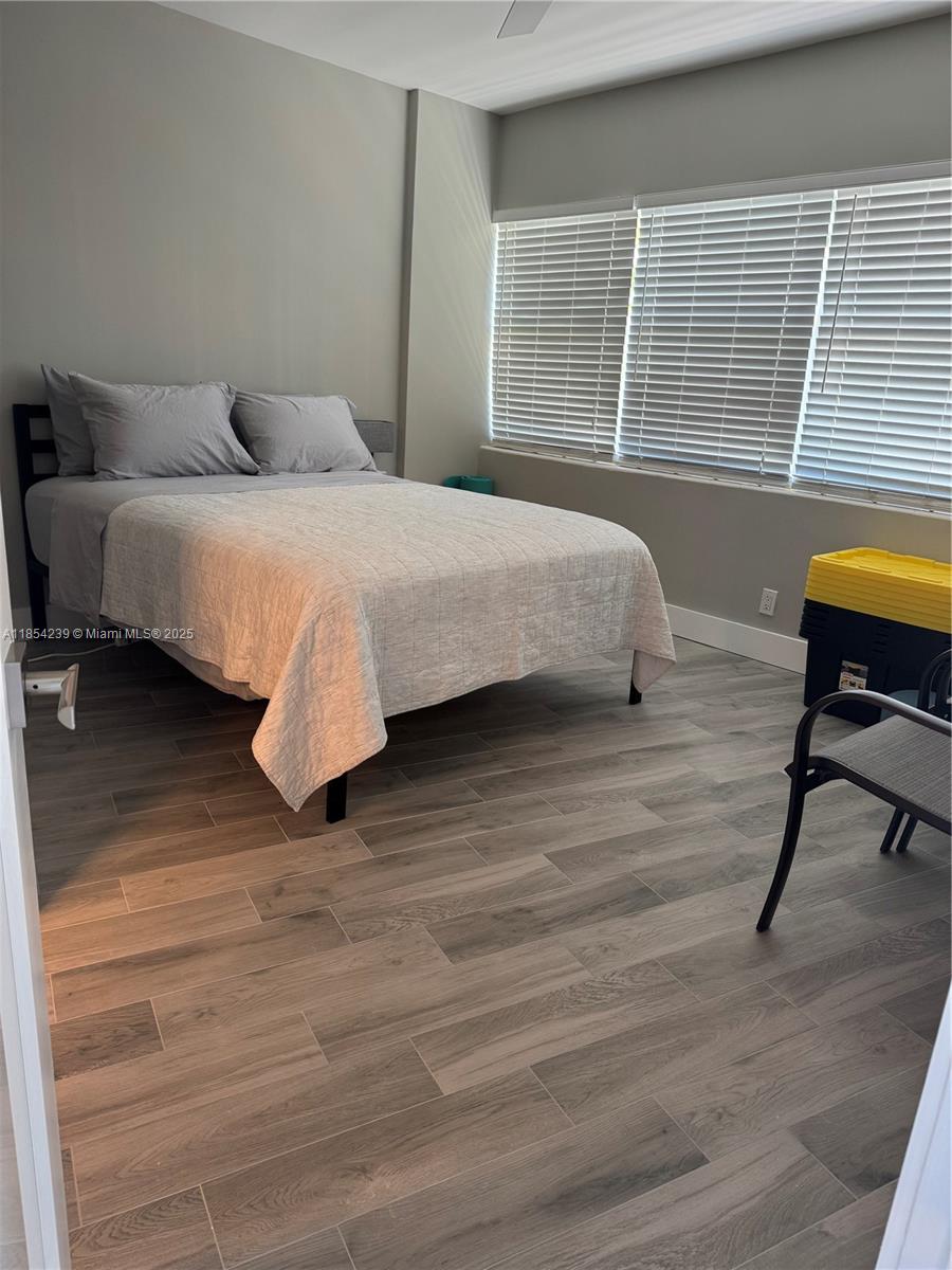 LE CERCLE BY THE BEACH CO - Residential