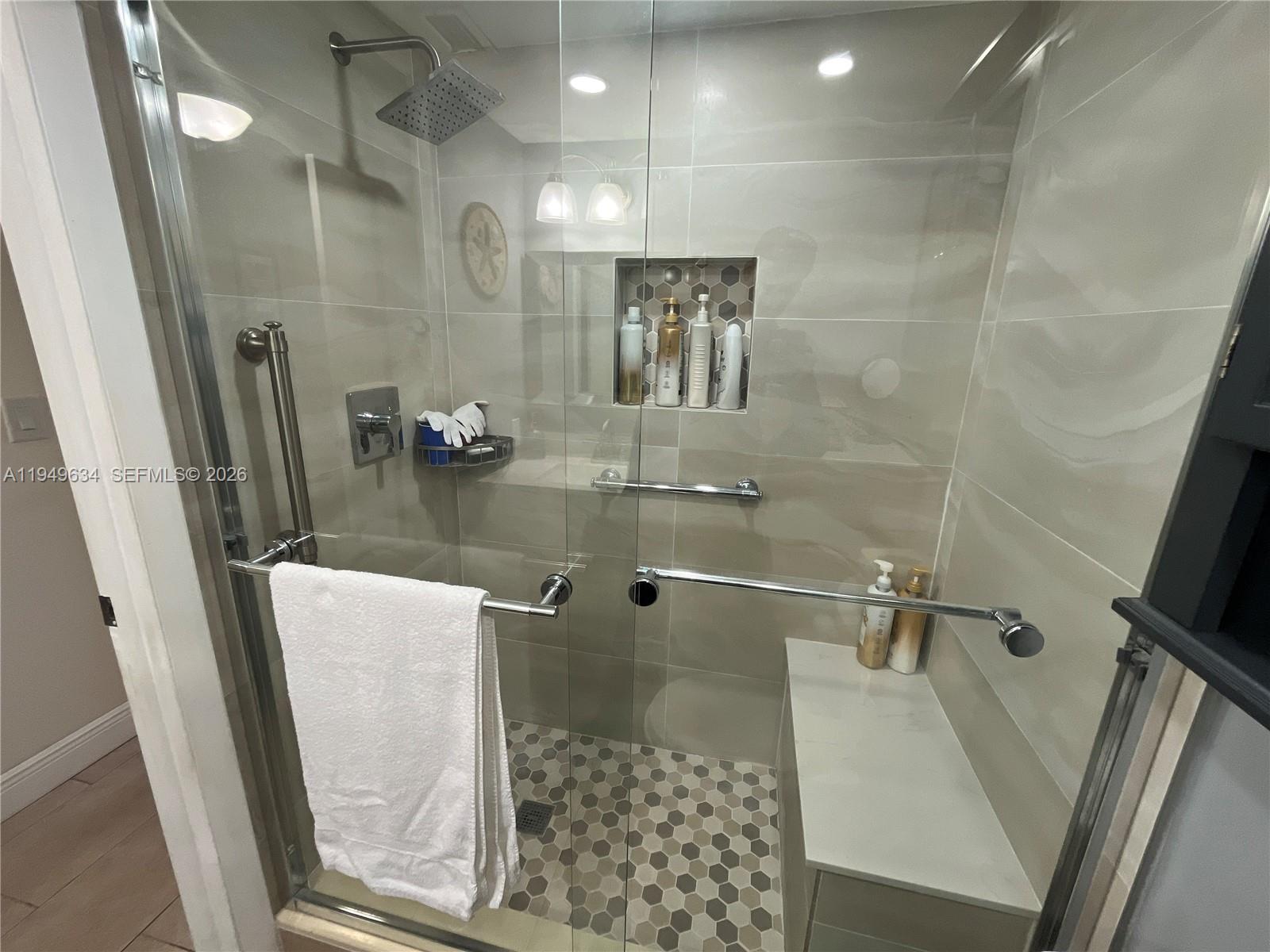 VILLAS AT CARRIAGE HILLS - Residential