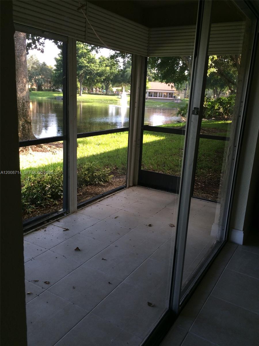 407 Gardens Dr 103