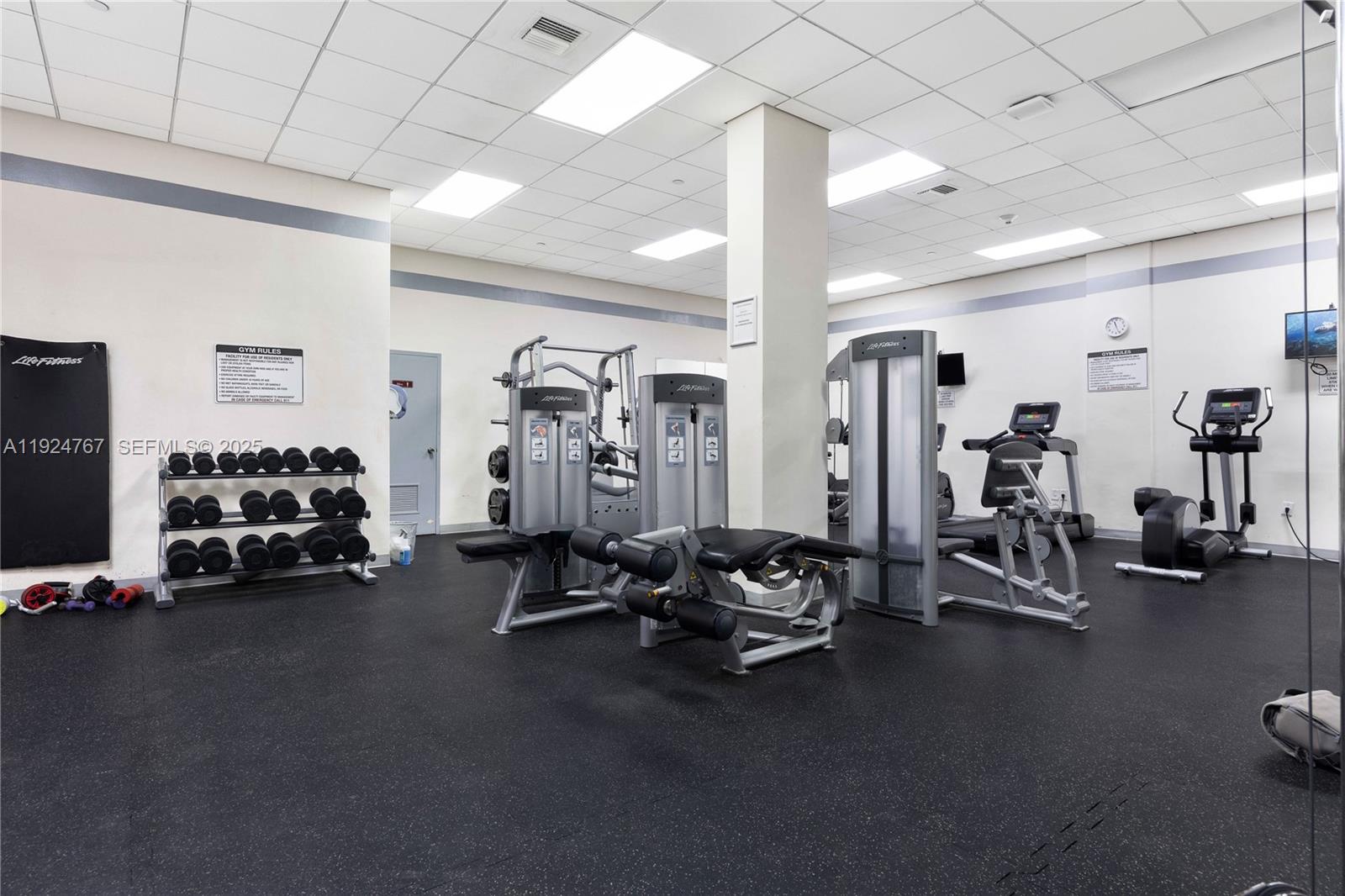 CORINTHIAN CONDO - Residential