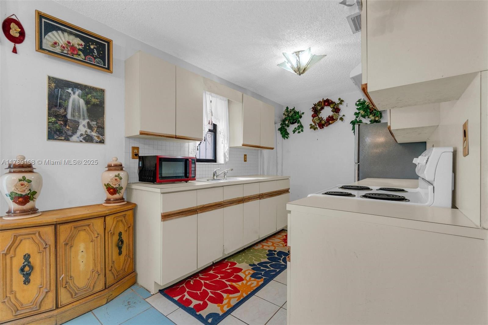 PERRINE GARDENS SUB NO 3 - Residential