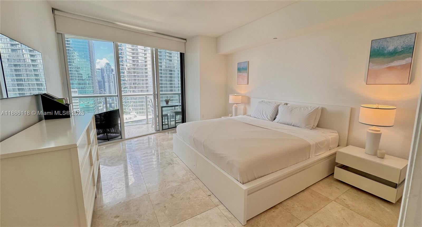ICONBRICKELL CONDO NO 1 - Residential Lease