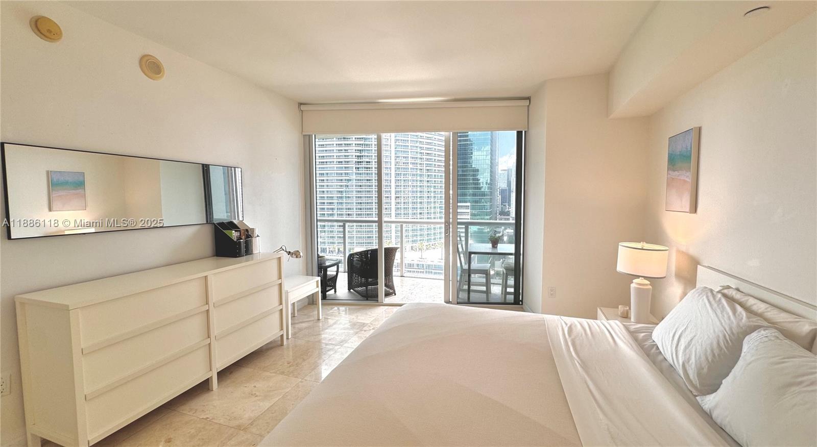 ICONBRICKELL CONDO NO 1 - Residential Lease