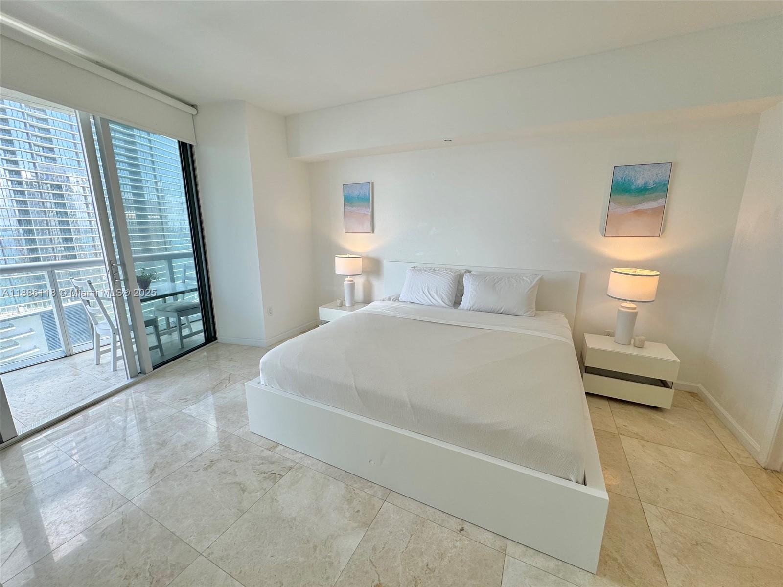 ICONBRICKELL CONDO NO 1 - Residential Lease