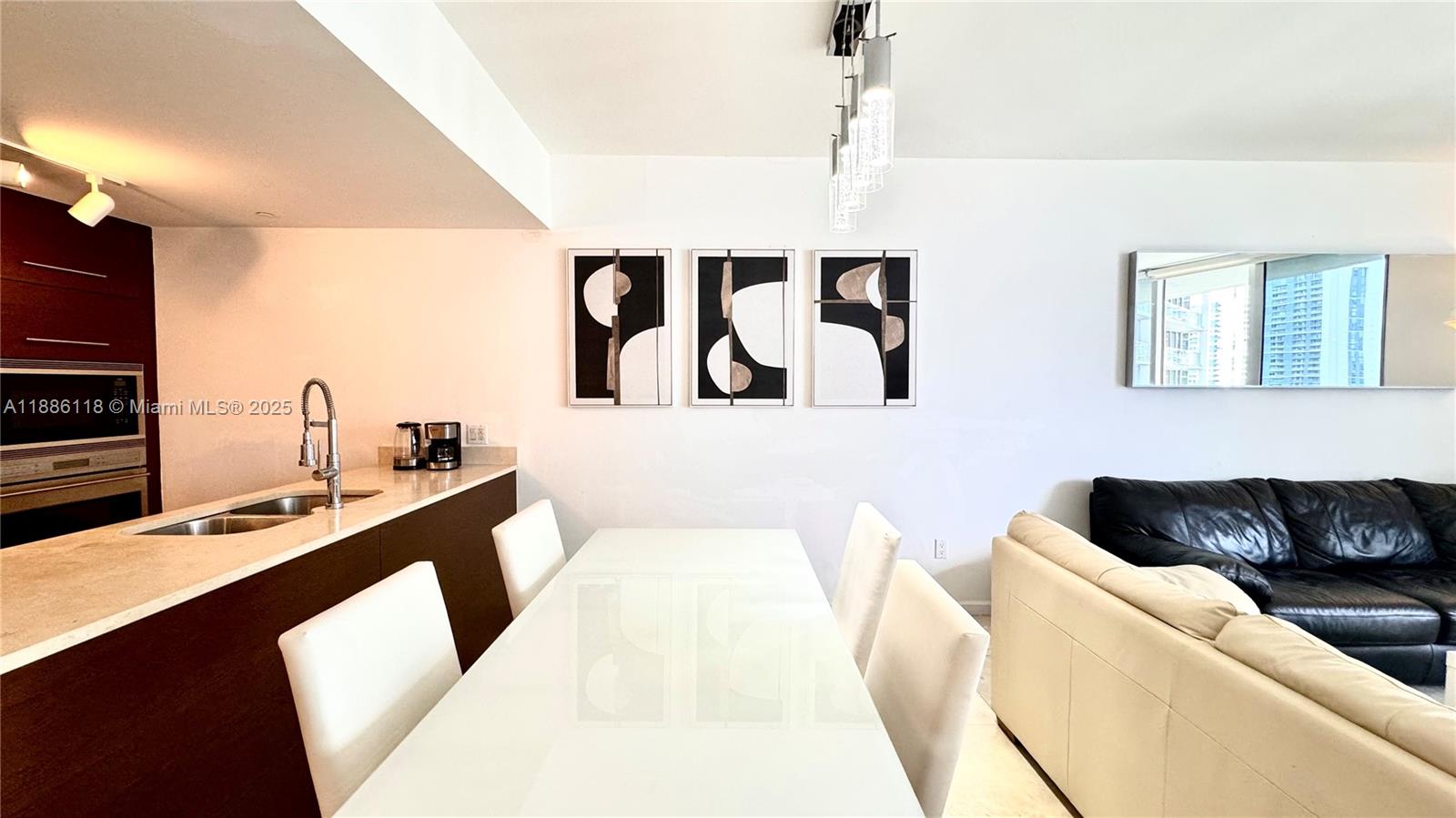 ICONBRICKELL CONDO NO 1 - Residential Lease