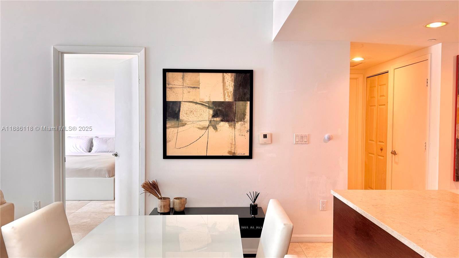 ICONBRICKELL CONDO NO 1 - Residential Lease