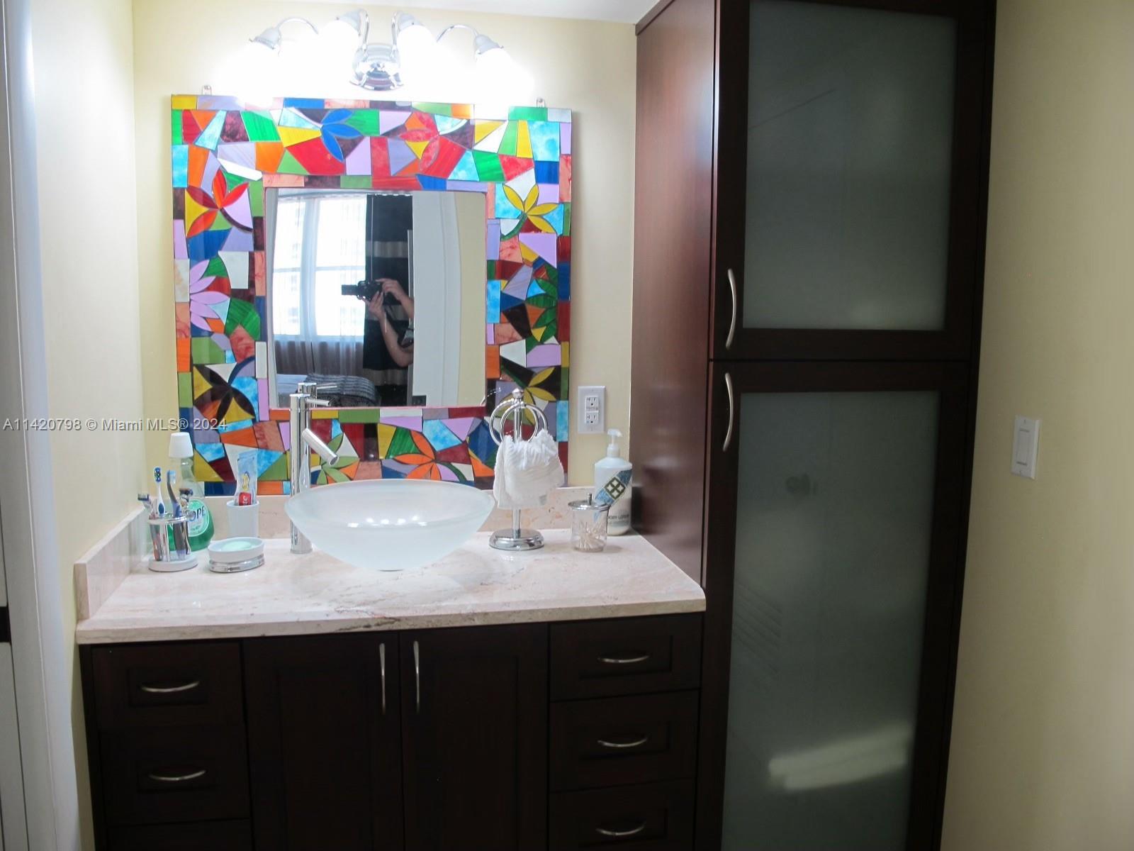 Hallandale Beach, Florida 33009, United States, 1 Bedroom Bedrooms, ,1 BathroomBathrooms,Residential,Active,72163