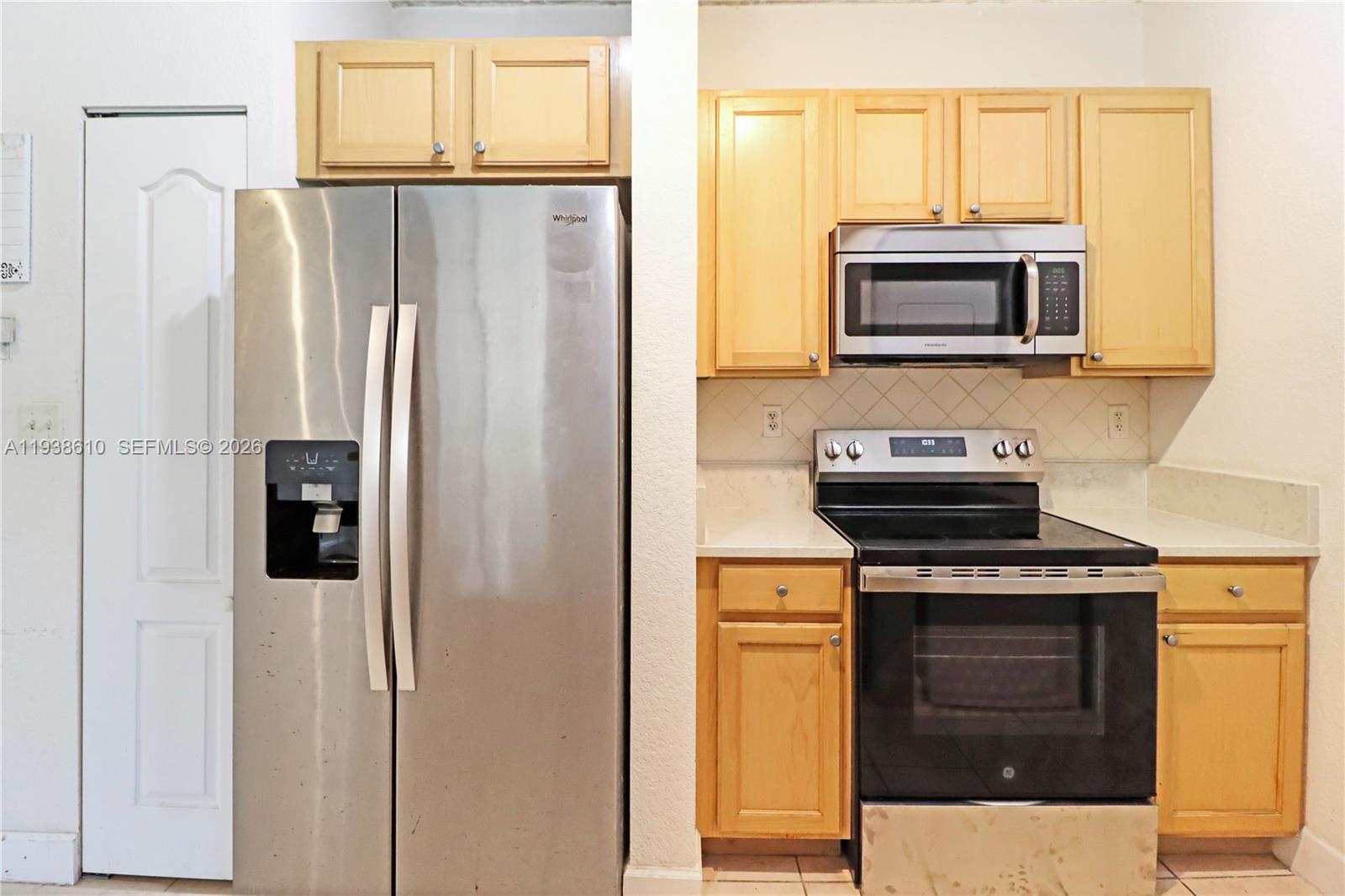 VALENCIA CONDO - Residential