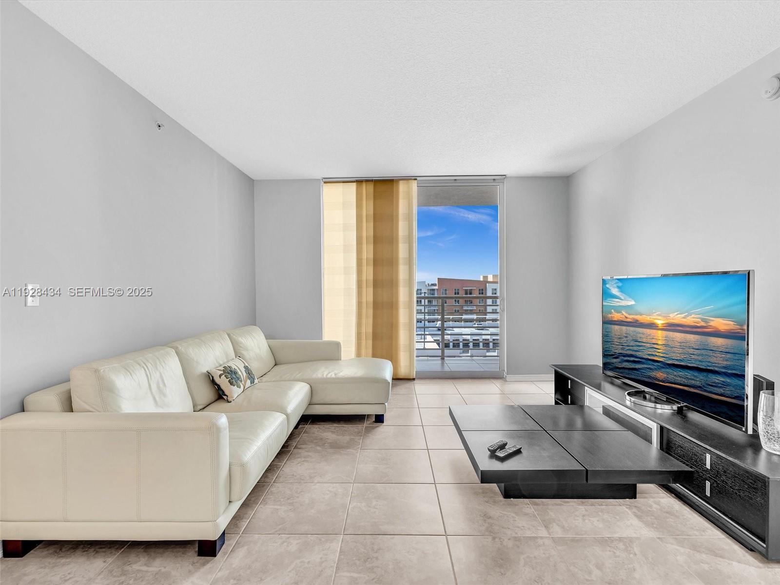 VENTURE AT AVENTURA EAST - Residential Lease