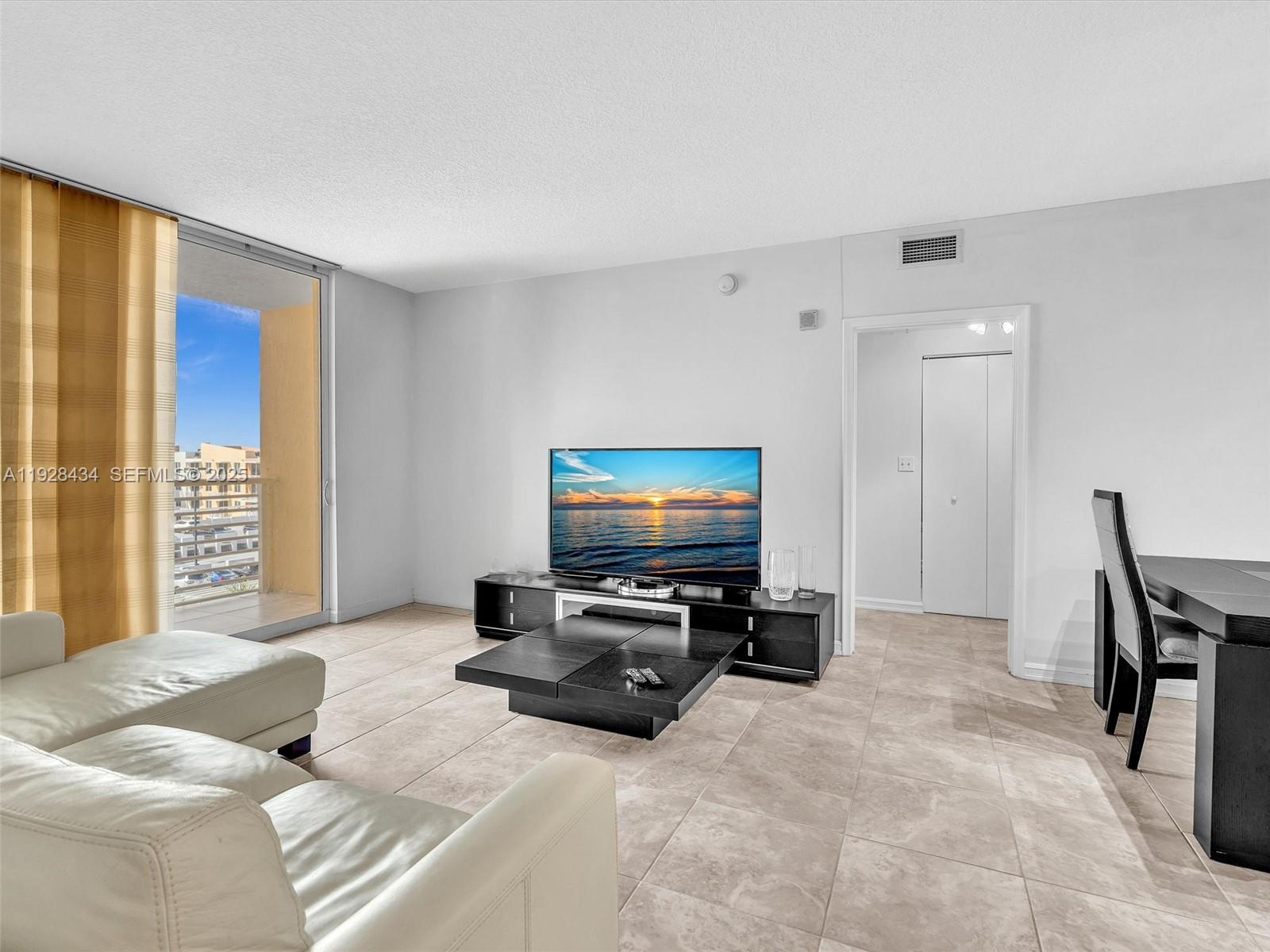 VENTURE AT AVENTURA EAST - Residential Lease