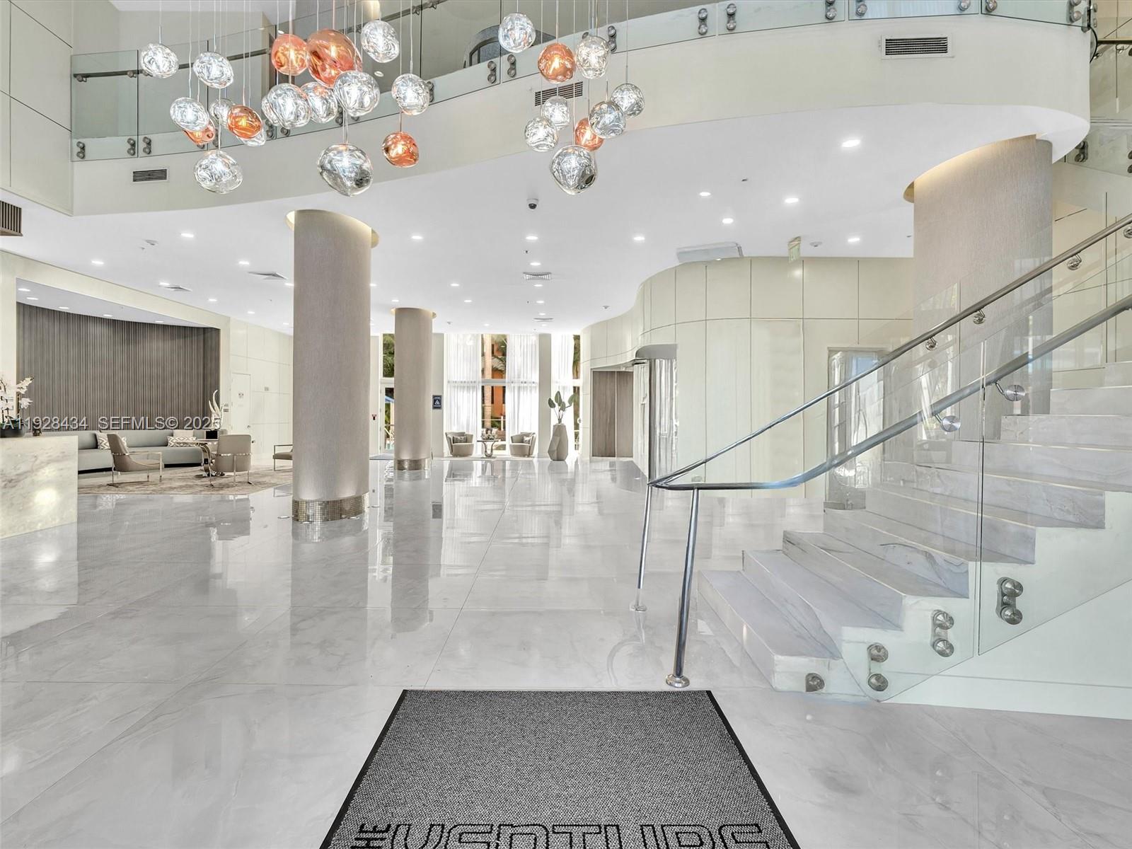 VENTURE AT AVENTURA EAST - Residential Lease