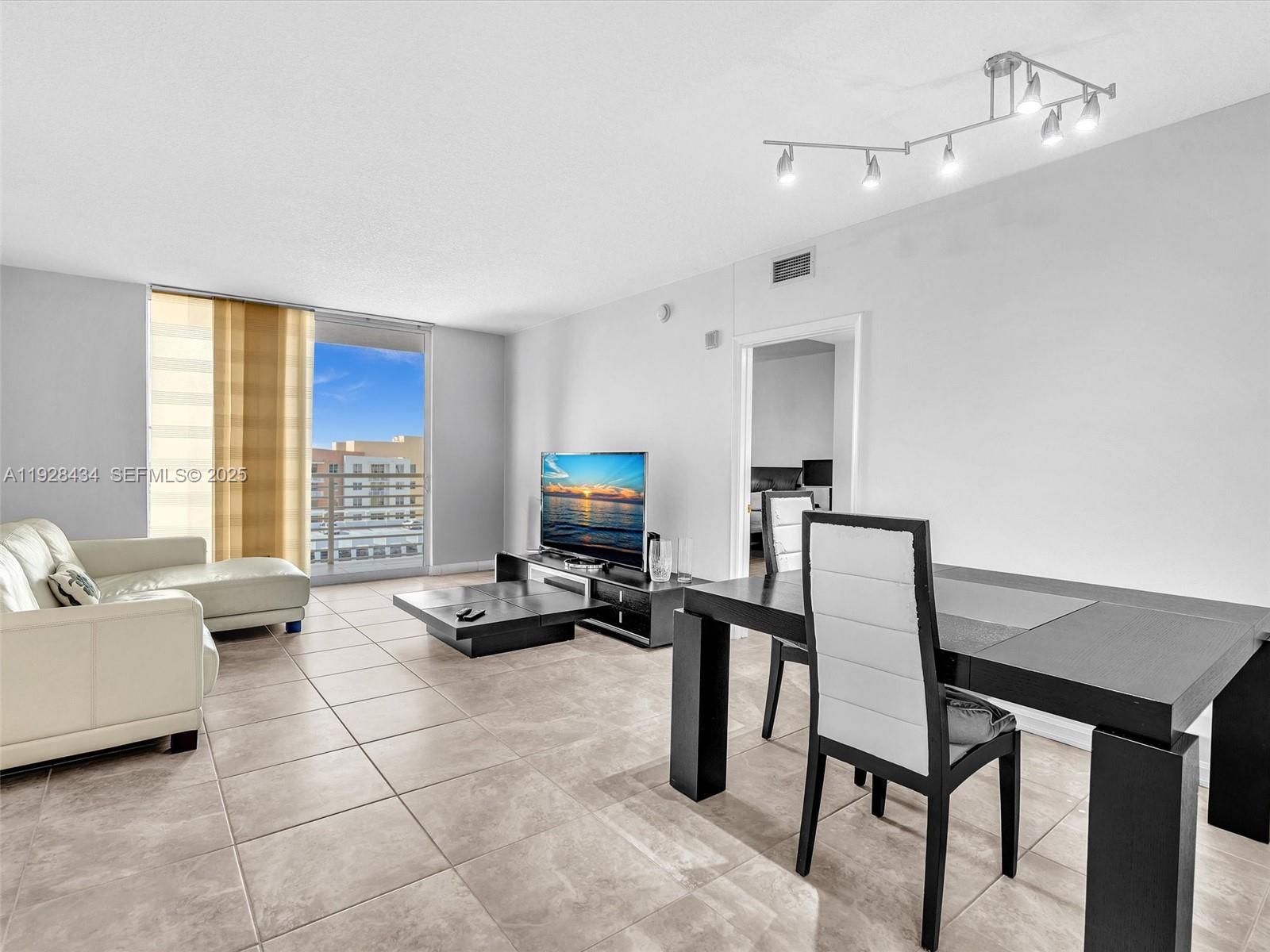 VENTURE AT AVENTURA EAST - Residential Lease