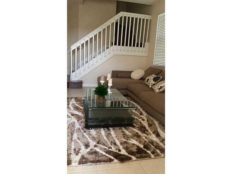 MONACO - Residential Lease