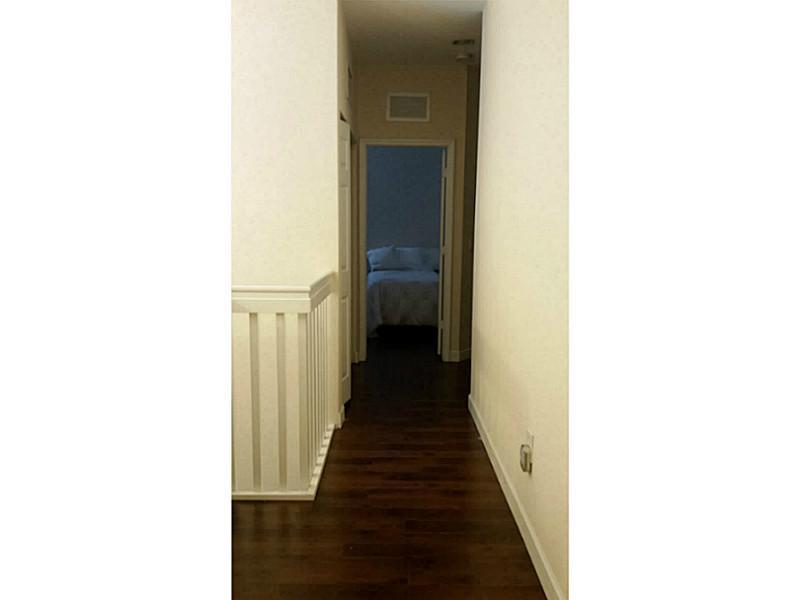 MONACO - Residential Lease