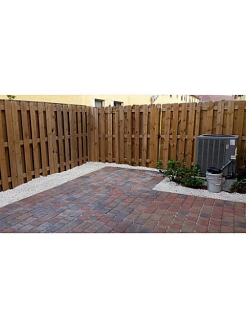 MONACO - Residential Lease