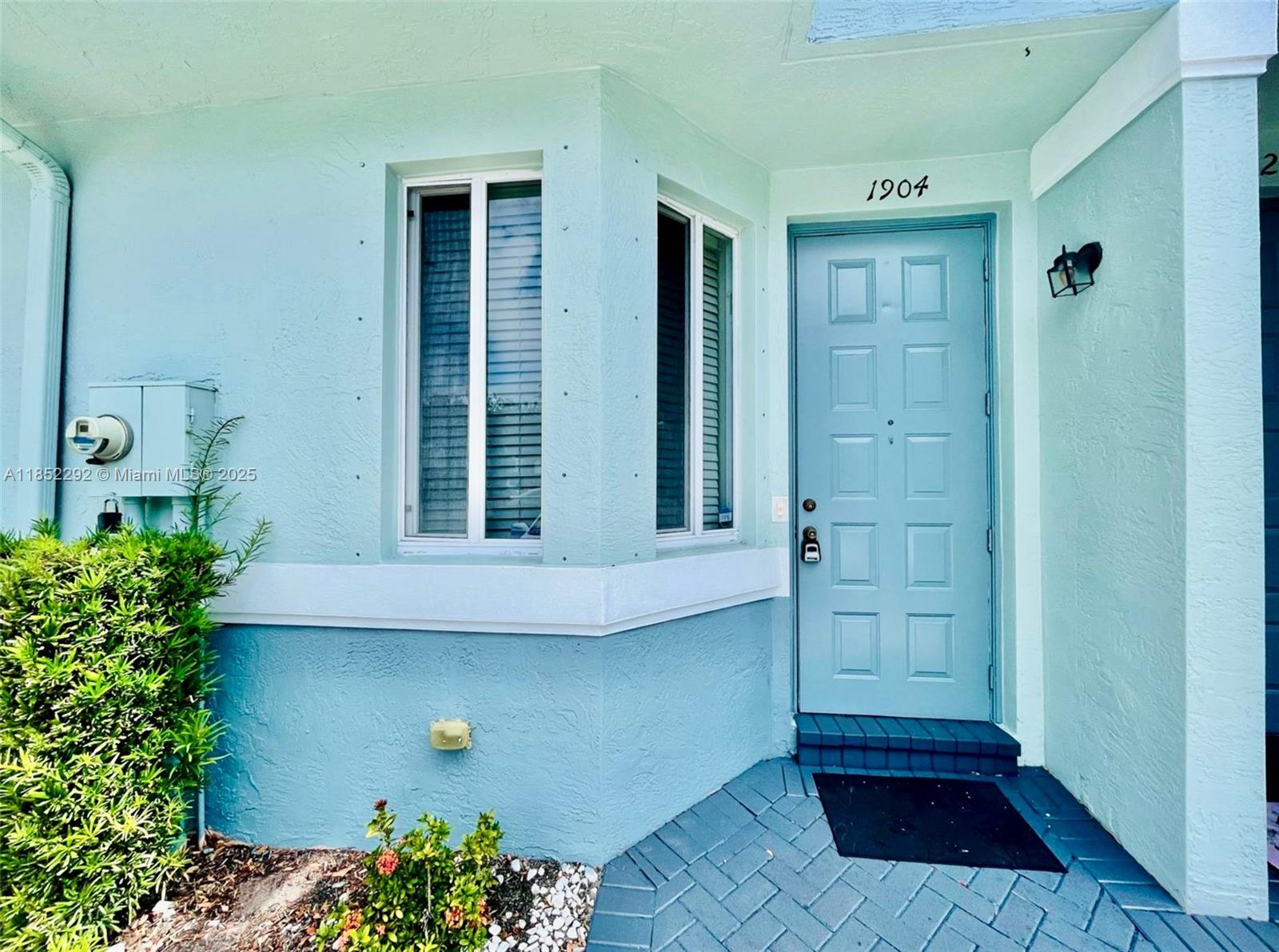 Spacious and bright 2-bedroom, 2.5-bath townhouse in the desirable gated community of Sonoma Bay. This two-story home features a functional layout with a large living area, open kitchen, and a guest half-bath on the first floor. Both bedrooms are upstairs, each with its private full bathroom. Enjoy access to resort-style amenities including 24/7 security, pool, clubhouse, fitness center, tennis courts, and more. Assigned parking and guest spots are available. Located just minutes from I-95, shopping centers, restaurants, and the beach. Available for immediate move-in. Lockbox on site — no appointment needed. Fast HOA approval.