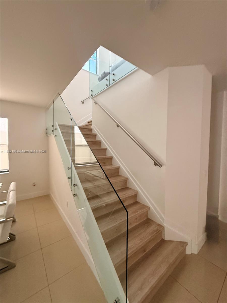 ISLES AT GRAND BAY - Residential Lease