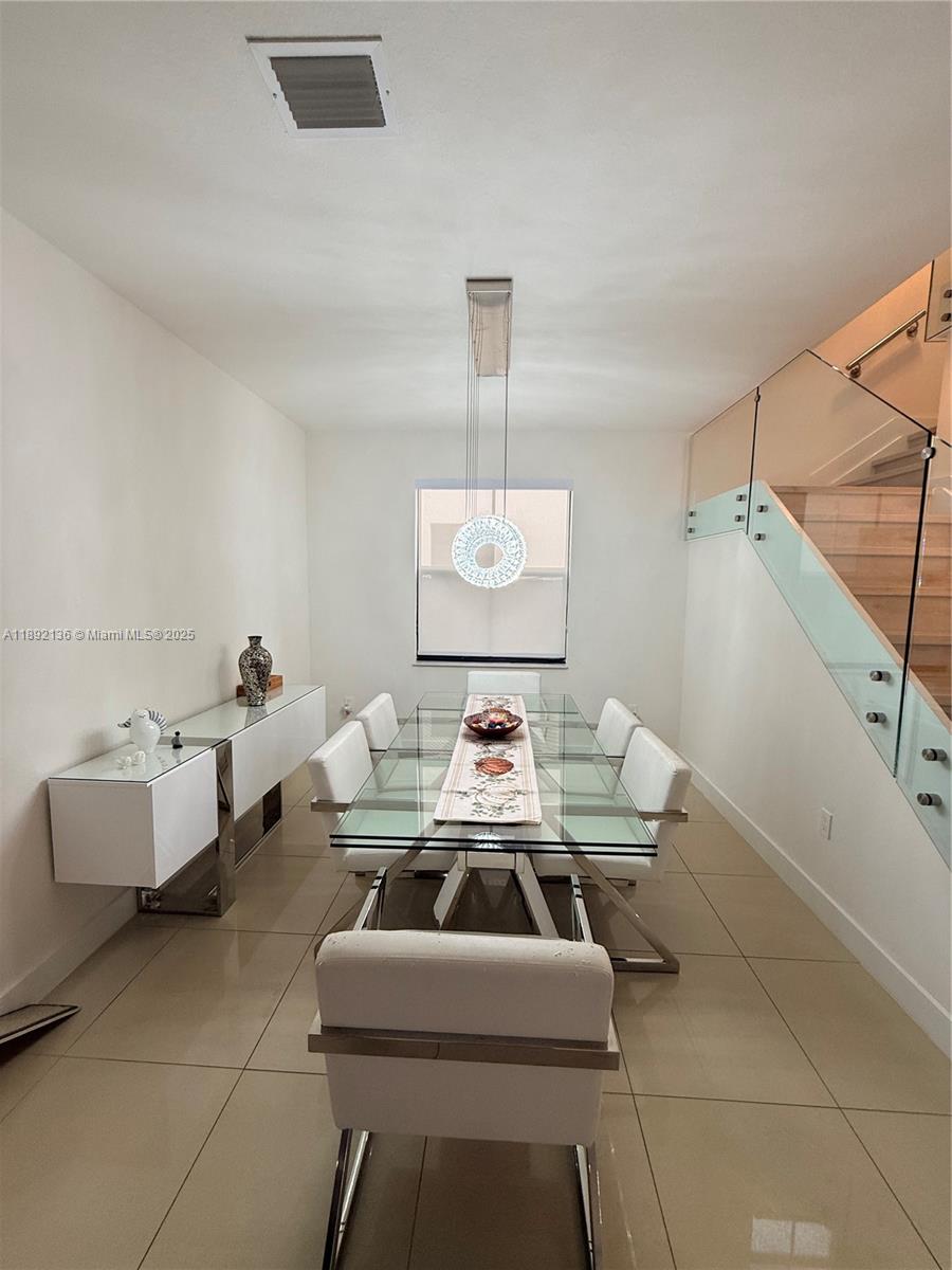 ISLES AT GRAND BAY - Residential Lease
