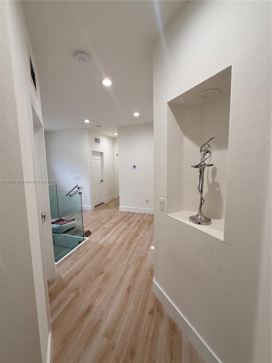 ISLES AT GRAND BAY - Residential Lease