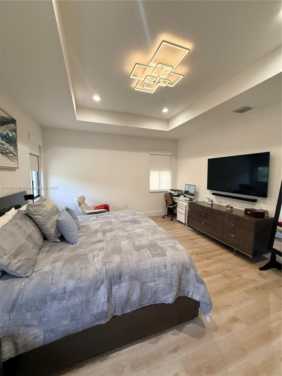ISLES AT GRAND BAY - Residential Lease