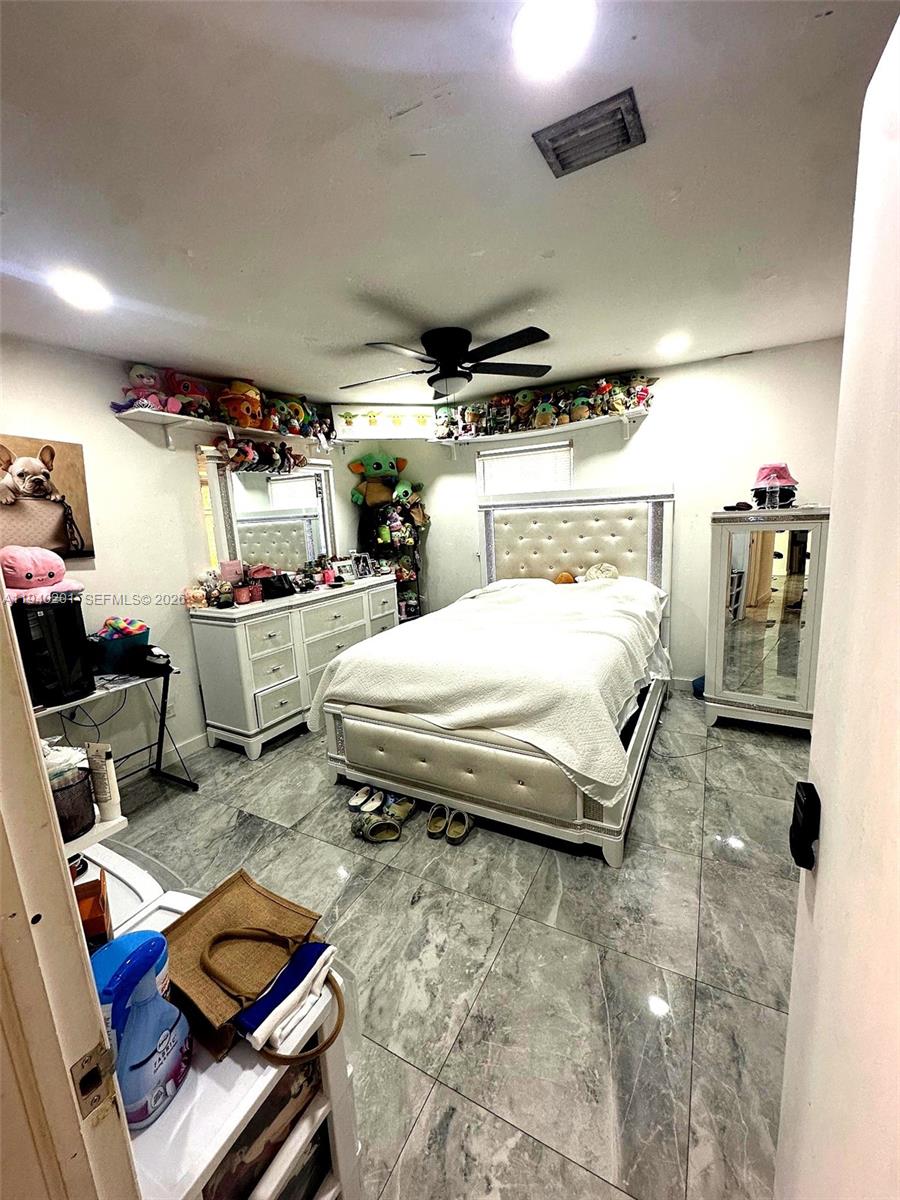 S CORAL HOMES SEC 3 - Residential