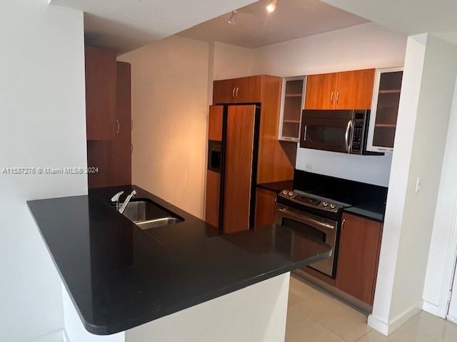 VENTURE AT AVENTURA EAST - Residential Lease