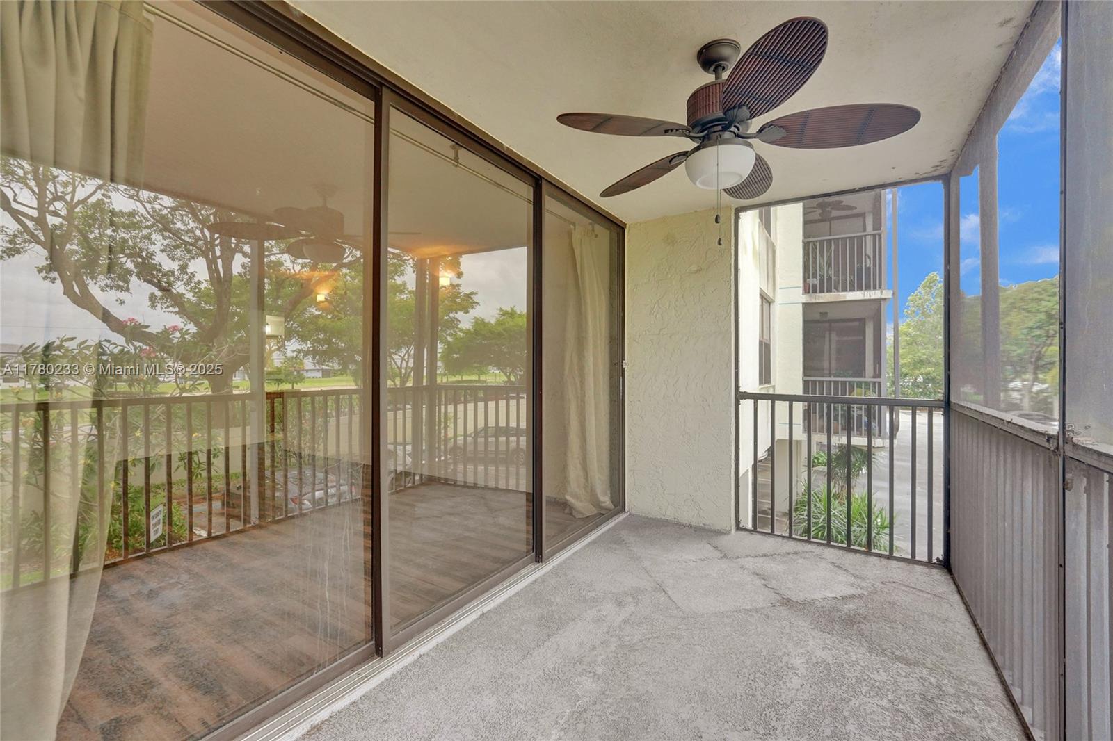 LAKE EMERALD CONDOMINIUM - Residential