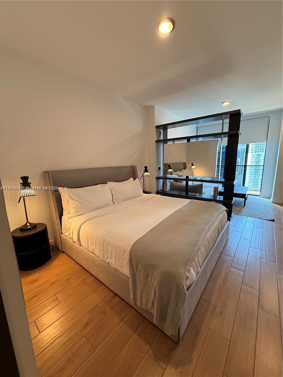 398 NE 5th St 2016