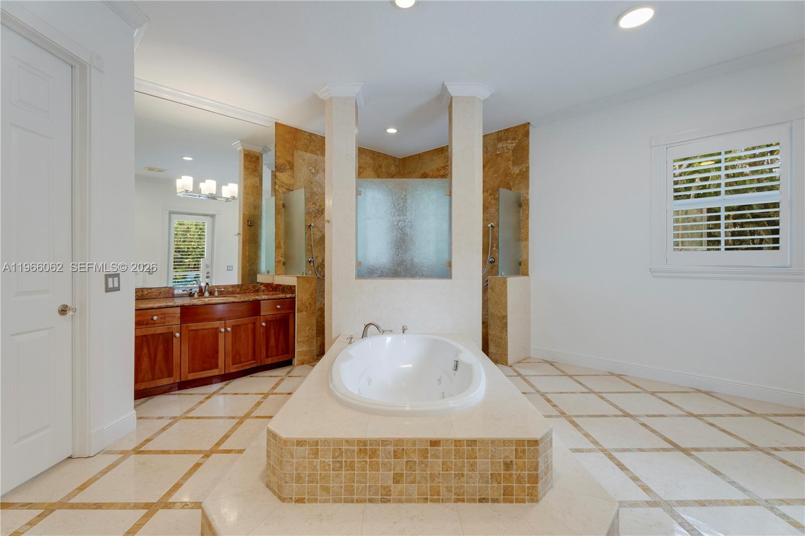 RIDGELINE ESTATES - Residential