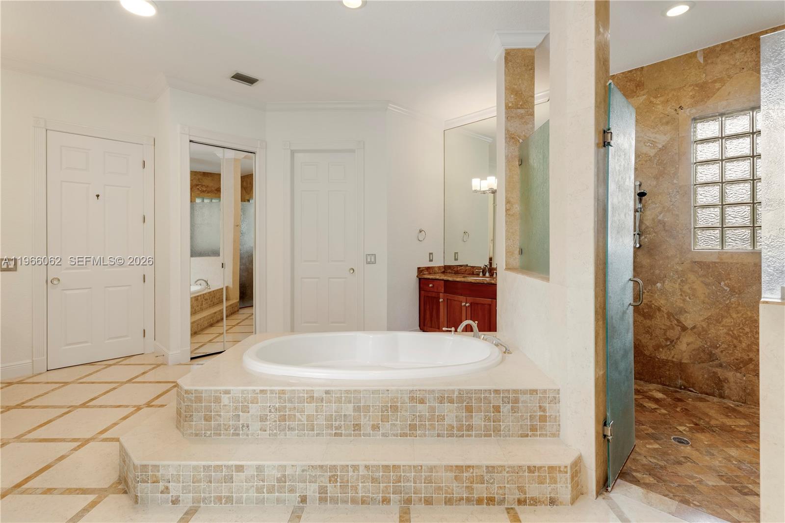 RIDGELINE ESTATES - Residential