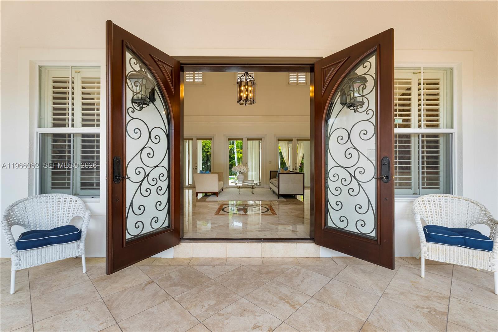 6235 Rolling Road Dr