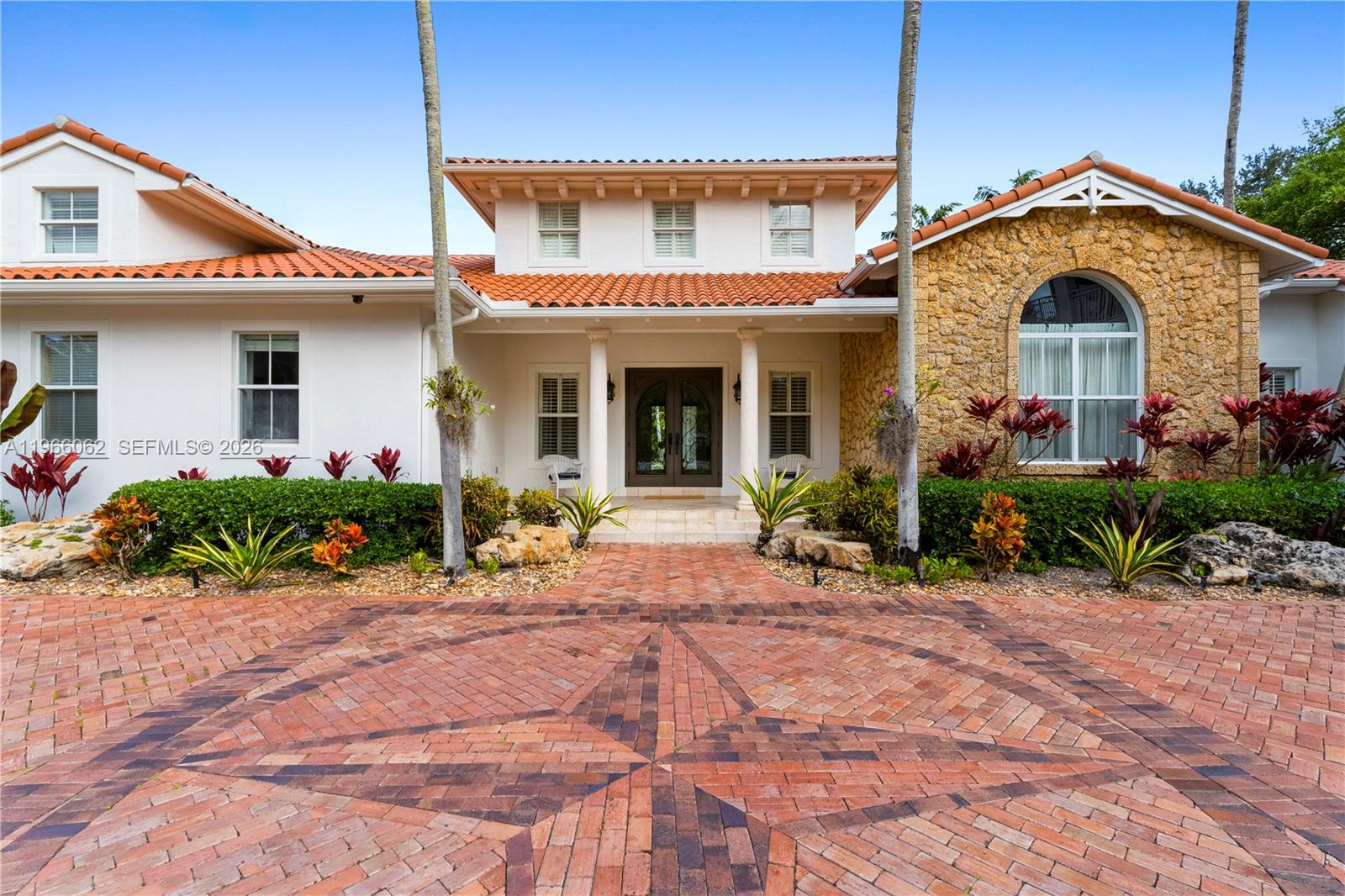 6235 Rolling Road Dr