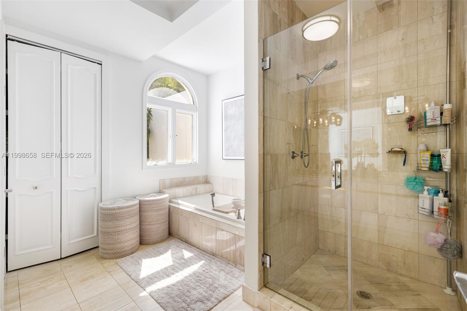 THE THS AT SUNSET HARBOUR - Residential