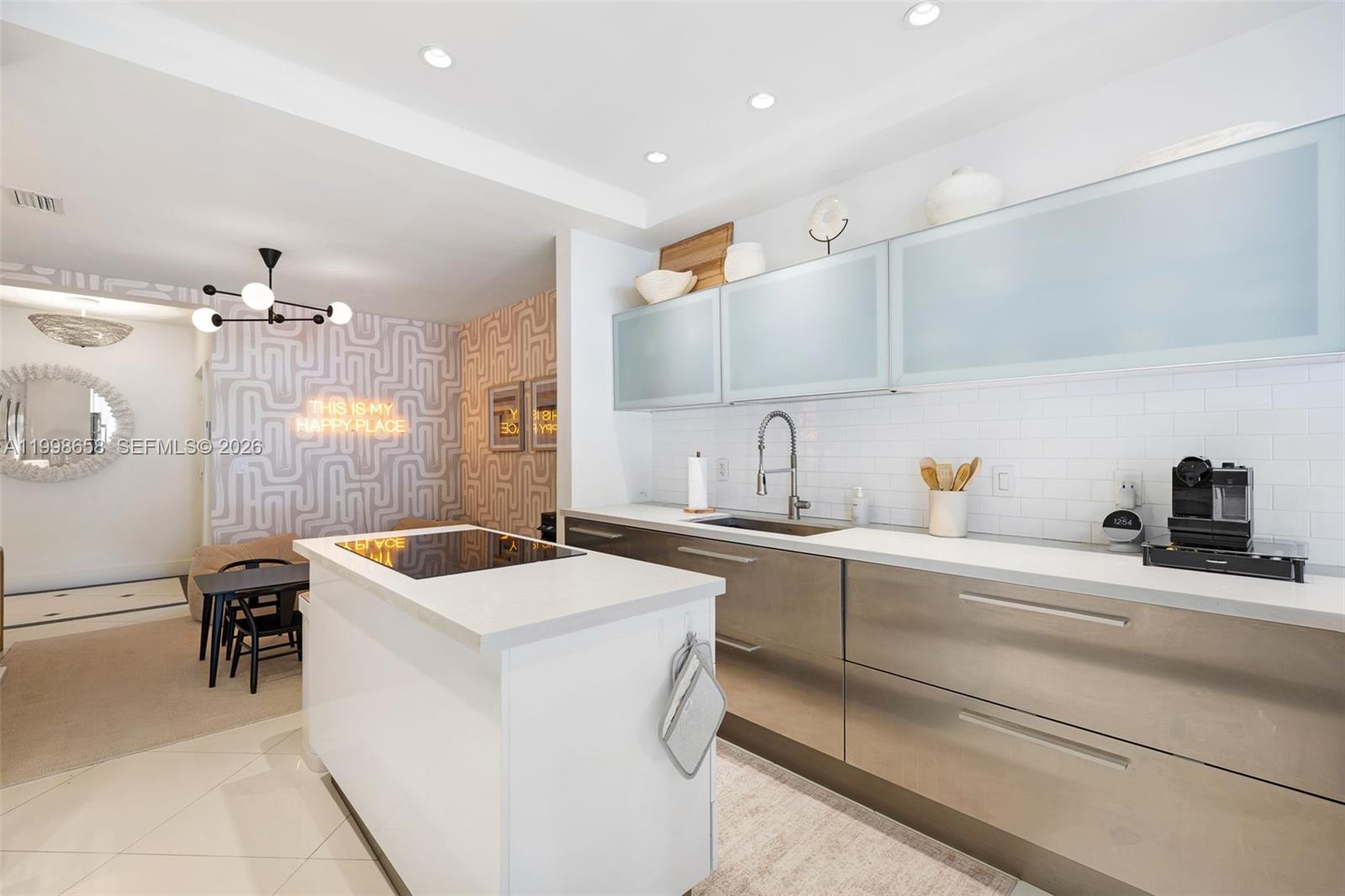 THE THS AT SUNSET HARBOUR - Residential