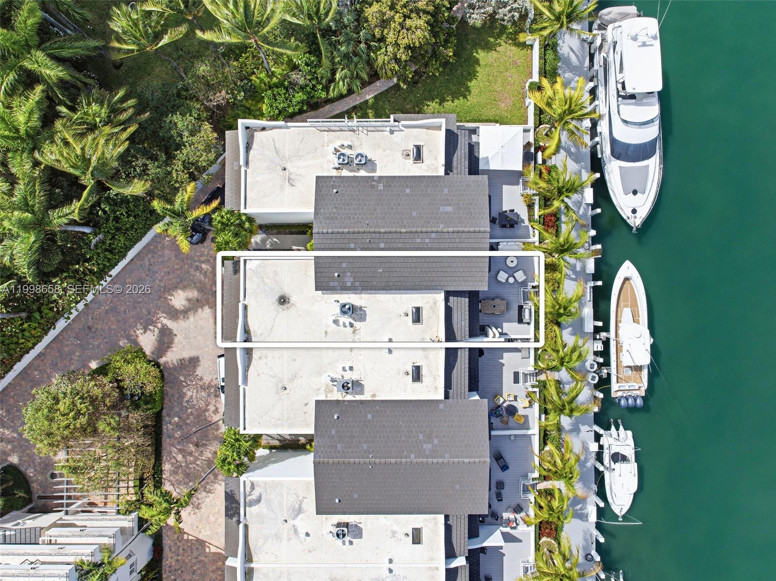 THE THS AT SUNSET HARBOUR - Residential