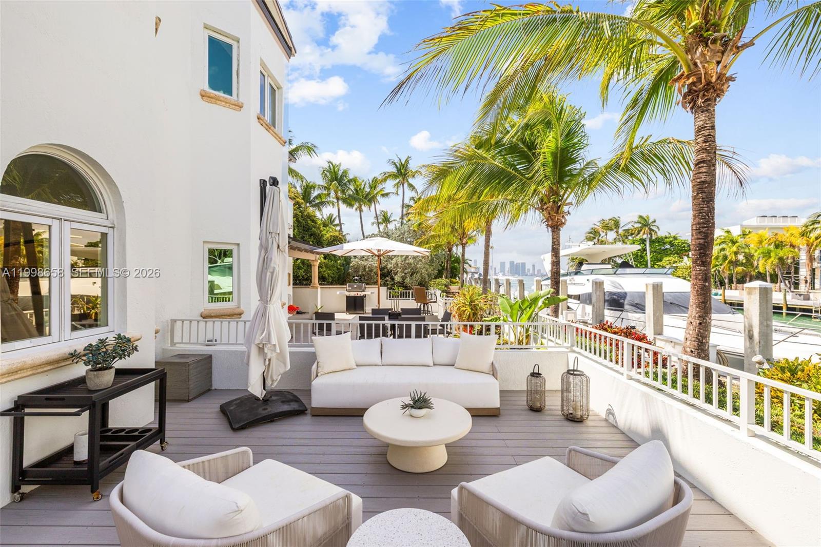 THE THS AT SUNSET HARBOUR - Residential